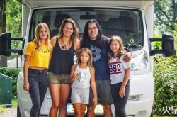 2017年高点倾家荡产买比特币,现在他过得怎么样